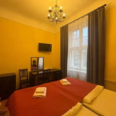 Hotel Viktorija 3*